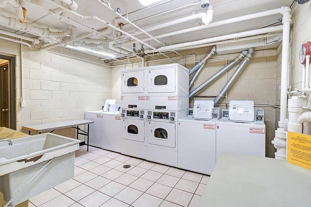 Ganze Wohnung, King Suite - zwischen Gästen saniert - in der Nähe von Froedtert in Wauwatosa, Milwaukee County