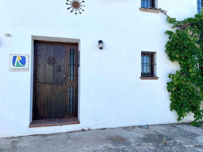 Casa rural para 12 personas, con terraza y jardín además de piscina y vistas en Algodonales - 4