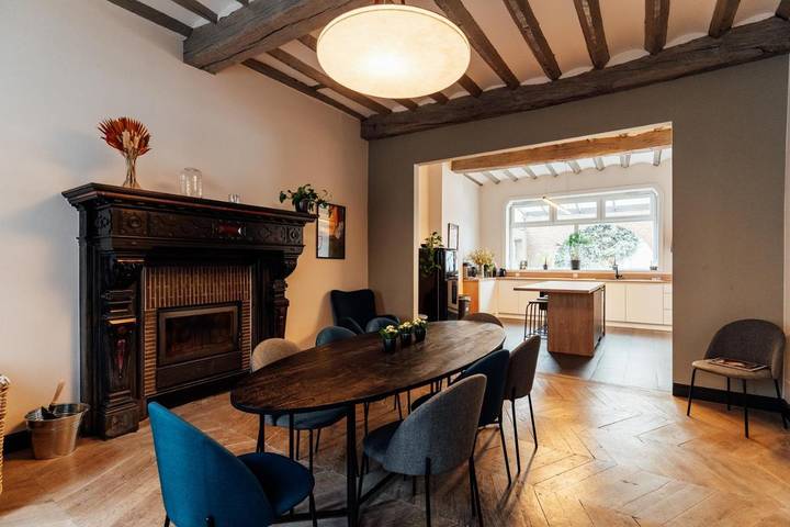 Location de vacances pour 11 personnes, avec Terrasse et Jardin à Péruwelz