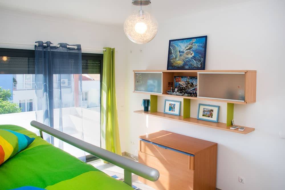 Villa, 4 Schlafzimmer, 3 km vom Strand entfernt in Praia do Carvalhal, Carvalhal