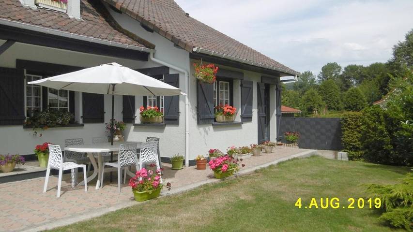 Location de vacances pour 5 personnes, avec Balcon et Terrasse ainsi que Jardin et Vue à Echinghen