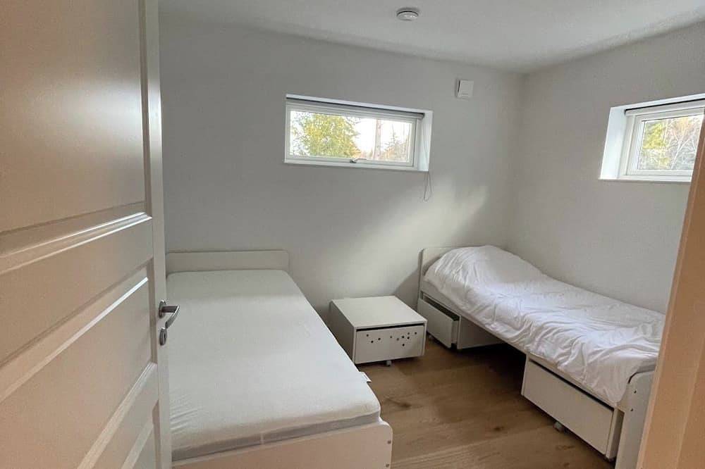 Lófi Cottage: cosy accommodation on the Upplands Way in Uppsala