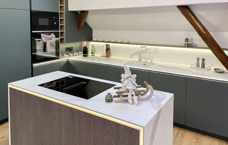 Charmante 150 m² große Wohnung mit Pool und Garten in der Nähe des Stadtzentrums von Našice in Našice, Osijek-Baranja