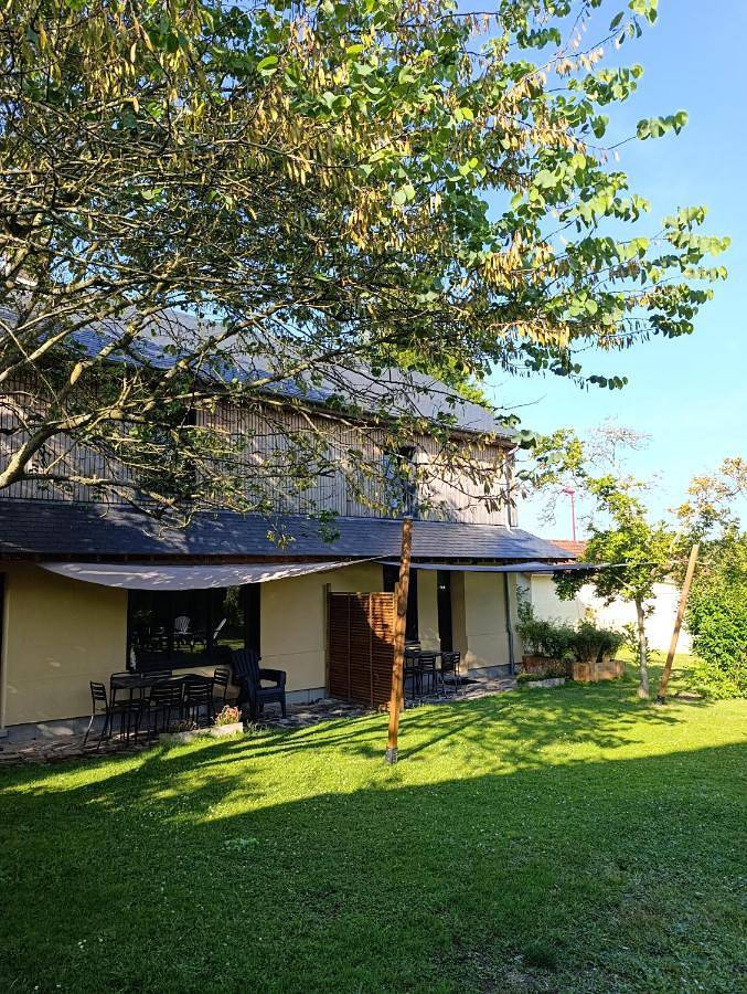 Casa de vacaciones para 4 personas, con jardín y vistas - 1