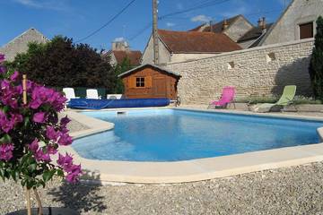 Gîte pour 4 personnes, avec terrasse et jardin dans Yonne
