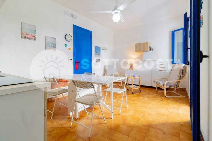 Entire apartment, Holiday apartment for 4 people in Torre Dell'orso, Melendugno