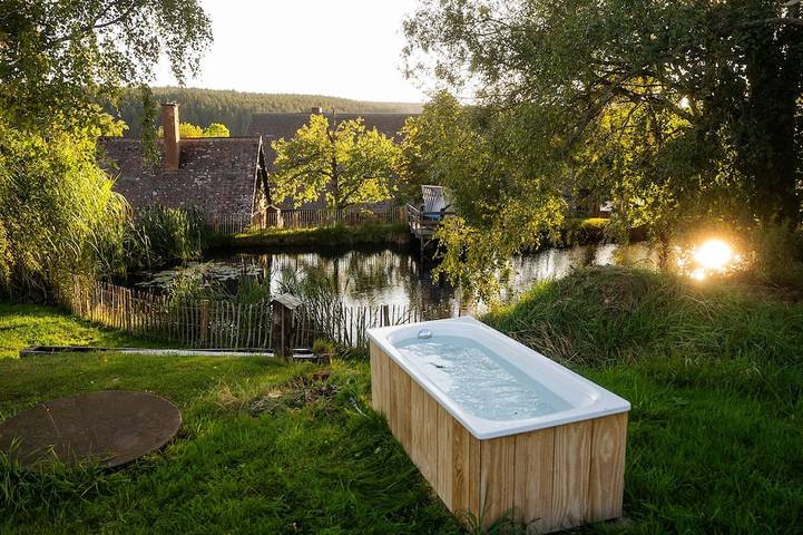 Ferienwohnung für 2 Personen, mit Terrasse und Garten in Unterkirnach
