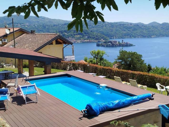 B&b per 2 persone, con vista lago e giardino nonché panorama e piscina sul Lago d'Orta