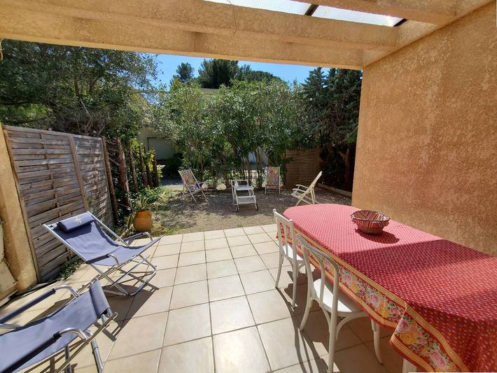 Appartement de vacances pour 6 personnes, avec jardin et terrasse à Six-Fours-les-Plages