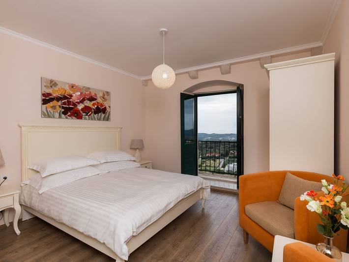 Smještaj za odmor za 2 osoba, s Balkon i Terasa, kao i Vrt u Orašac
