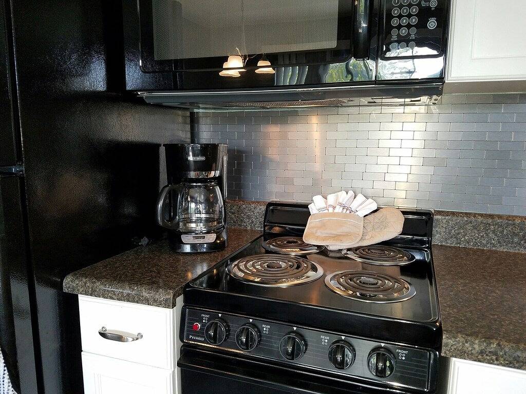 Ganze Wohnung, Atemberaubende am See! Haustierfreundlich! Superior-Einrichtung, keine Gebühren! neue All in 2017 in Table Rock Lake