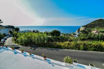 Gîte pour 4 personnes, avec terrasse à Ponza
