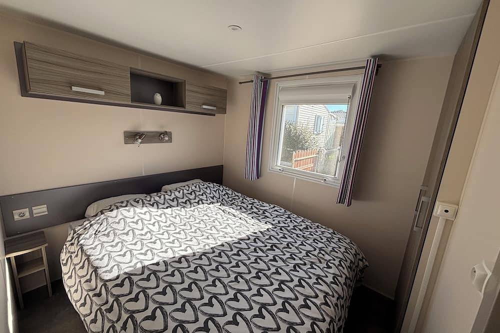 A 1 min 50 de la plage. bungalow 2 chambres. in Sainte Cécile Plage, Camiers