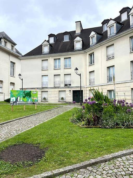 Geheel appartement, One-Bedroom Apartment with Garden View in Deuil-la-Barre, Val-d'Oise