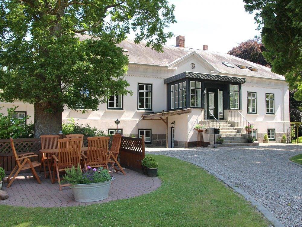 Hof Muhs - Kirschblüte in Stakendorf, Südliche Ostseeküste
