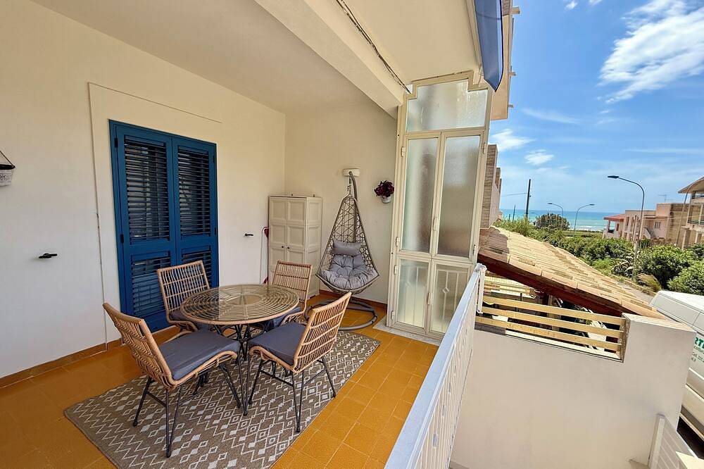 Sabbia Sole e Sale – Mediterranean Home 5’ from Sampieri Beach in Sampieri, Provincia di Ragusa