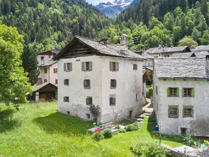 Ferienhaus für 9 Personen, mit Ausblick in Bregaglia