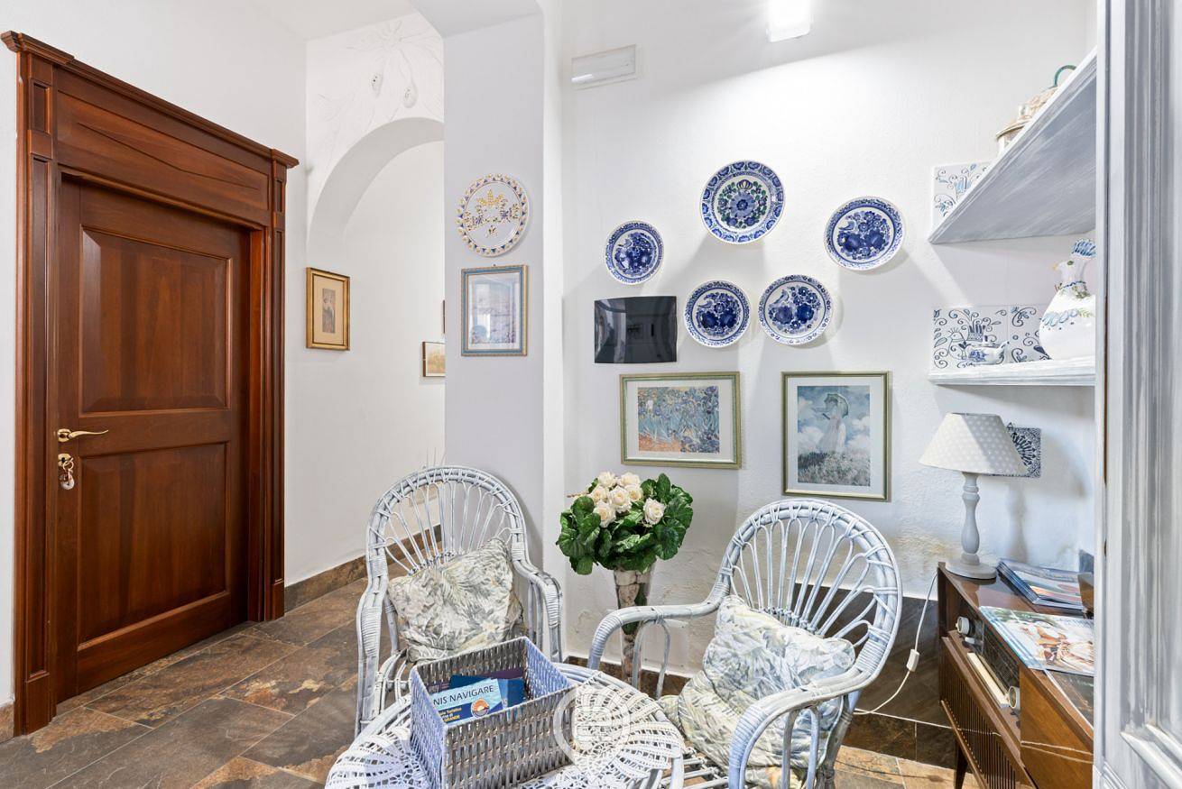 Domo Antico Borgo - Royal Room in Oristano, Campidano