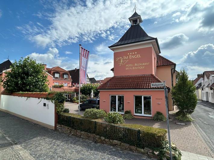 Hotel, mit Whirlpool und Terrasse sowie Garten und Sauna
