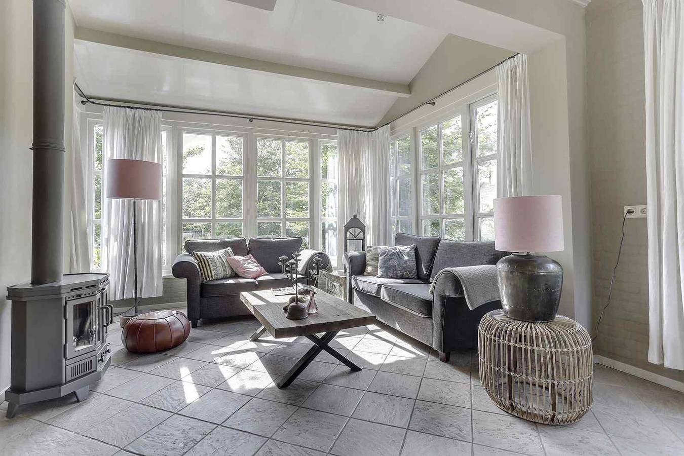 Prachtig 6 persoons vakantiehuis met hottub in Noord Brabant in Uden, Noord-Brabant