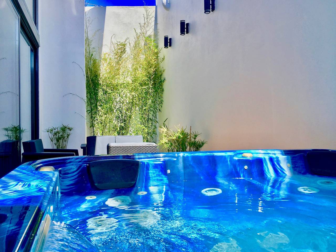 Villa Janota: Jacuzzi privado, vistas a la montaña, Wi-Fi y aire acondicionado in Setubal, Halbinsel von Setúbal