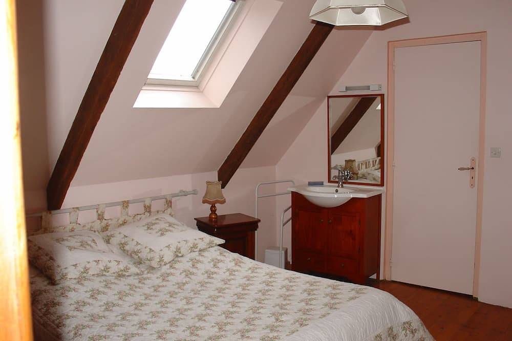 Casa, Ty Pen con la tierra, tranquila en el campo, a 3 500 de la mar. in Crozon, Châteaulin und Umgebung