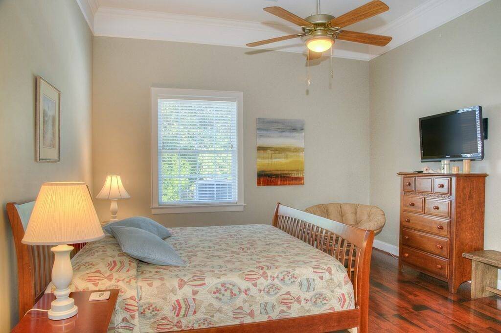 Ganze Wohnung, Port an der Brücke des Kapitäns - Historische Southport Condo in Southport (NC), Brunswick County