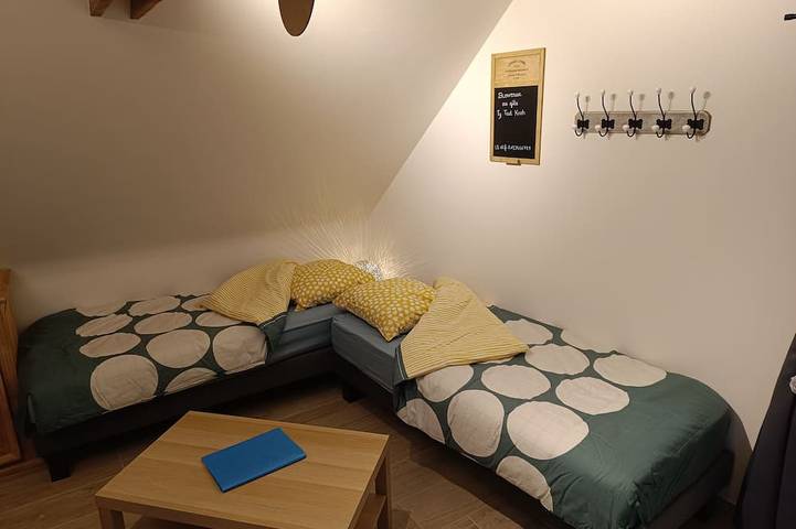 Gîte pour 4 personnes, avec jacuzzi ainsi que balcon et jardin à Inguiniel - 2