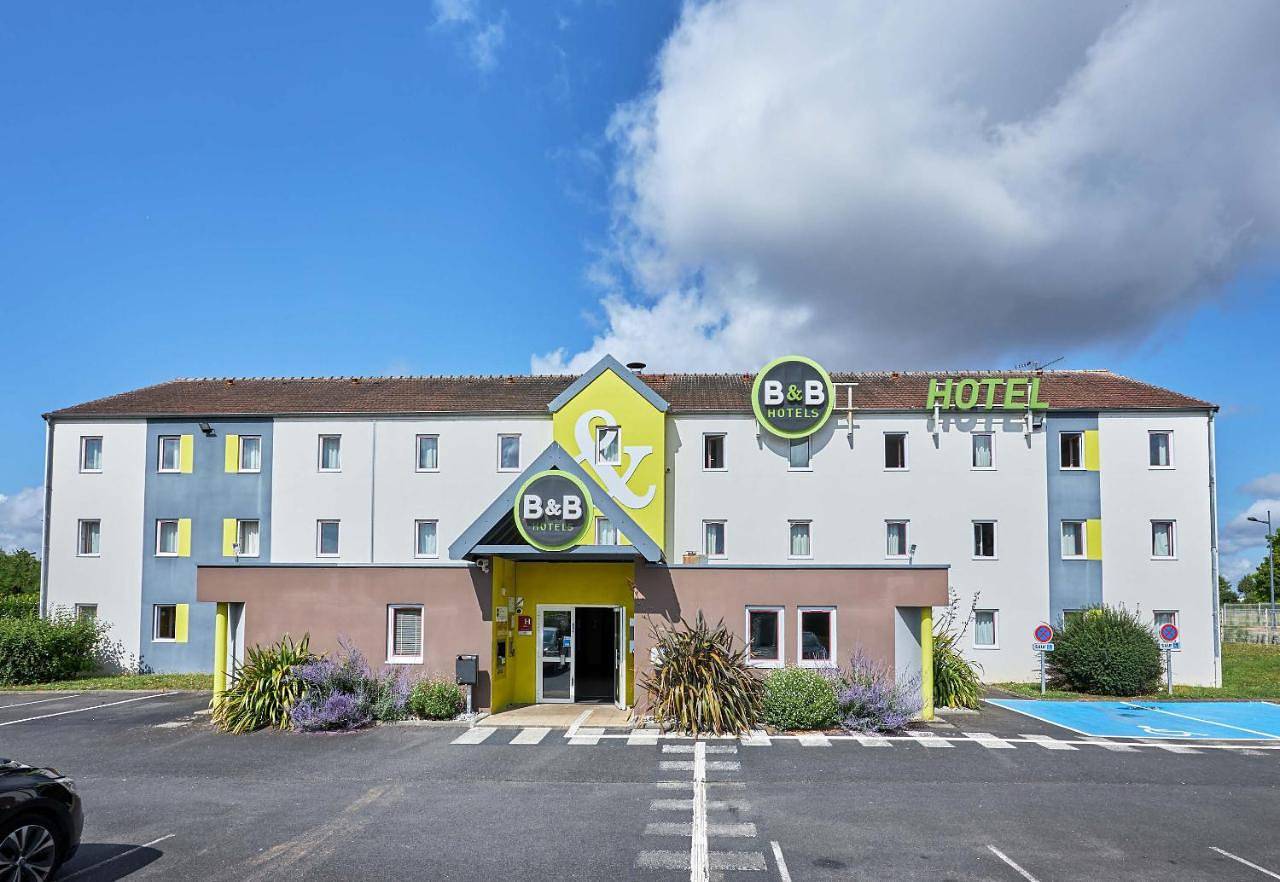 B&B Hotel Caen Mémorial in Saint-Contest, Région de Caen