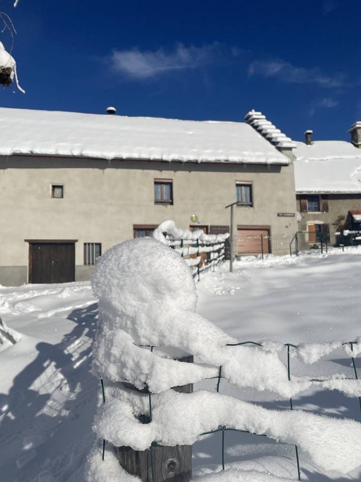 Gîte pour 9 personnes, avec terrasse - 1