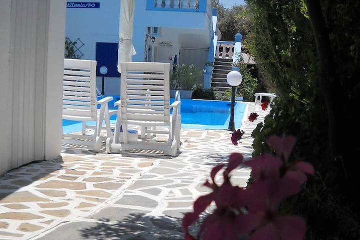 Ferienwohnung für 4 Personen, mit Balkon und Garten sowie Pool, mit Haustier - 1