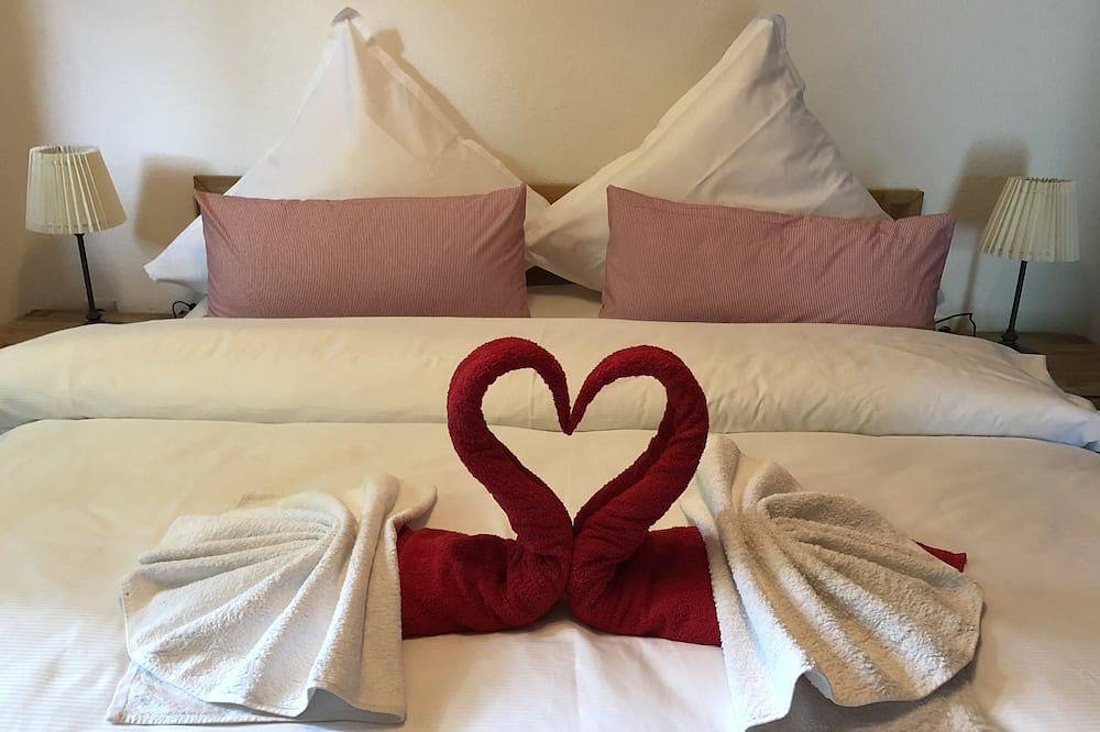 Komfortables 4* Ferienhaus,überdachte Terrasse,Garten,Wlan, inkl. Nebenkosten in Ferienpark Himmelberg, Thalfang