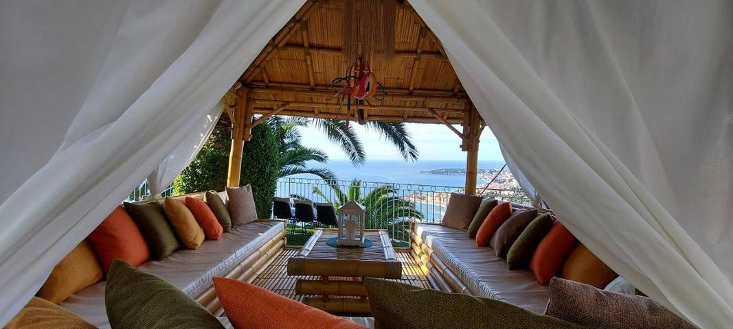 Gîte pour 4 personnes, avec jardin et vue dans Jardin de l'Esquinade