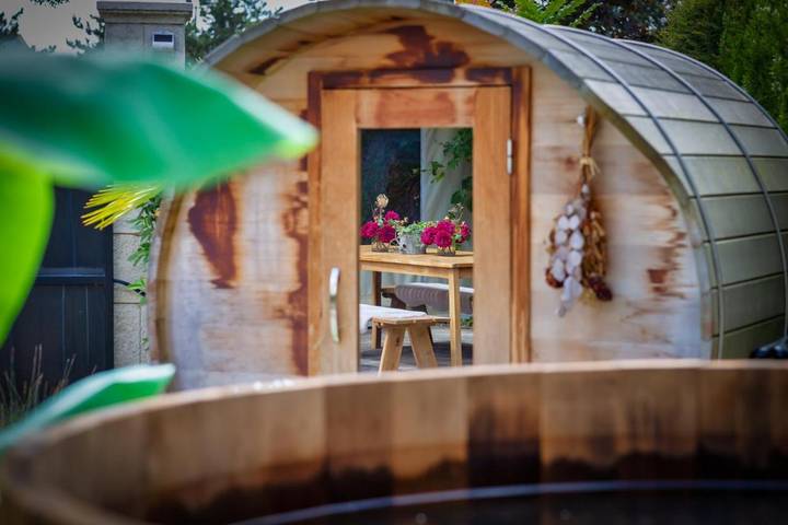 Location de vacances pour 4 personnes, avec jacuzzi ainsi que sauna et terrasse à Touques - 4