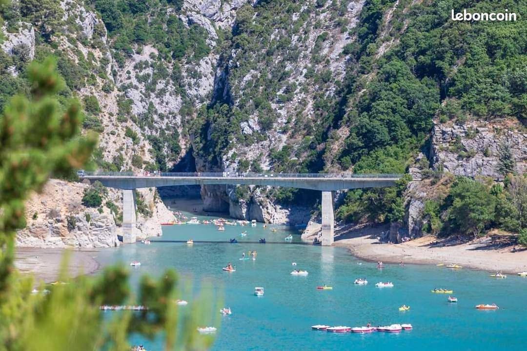 Appartement entier, Camping 3* ! Proghe Des Gorges Du Verdon Et Lac De Ste Croix 04500 ! Tout Equipe ! Champs De Lavandes ! Calme ! Nbres Activites ! Randonnees ! Nautisme ! in Sainte-Croix-du-Verdon, Gorges du Verdon
