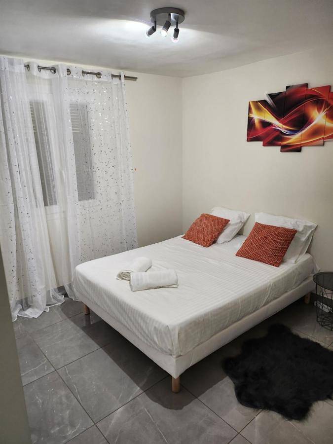 Location de vacances pour 6 personnes, avec terrasse et jardin à Herblay-sur-Seine - 4