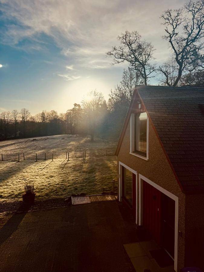 Gîte pour 2 personnes, avec vue et jardin, animaux acceptés à Callander