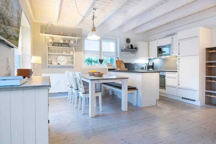 Ferienhaus für 6 Personen, mit Balkon und Terrasse sowie Garten und Sauna in Heringsdorf (Oldenburg-Land) - 2