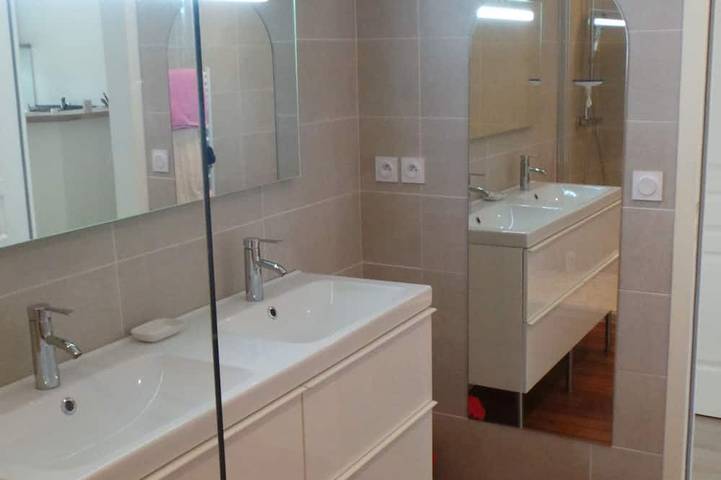 Ganze Wohnung, Sehr schöne Wohnung 100 m² / 4 * / Ortsmitte / ideale Kur in La Bourboule, Regionaler Naturpark Volcans d'Auvergne