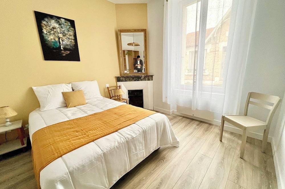 Large house 10 minutes from the town centre - Nice garden and petanque area in La Rochelle, La Rochelle und Umgebung