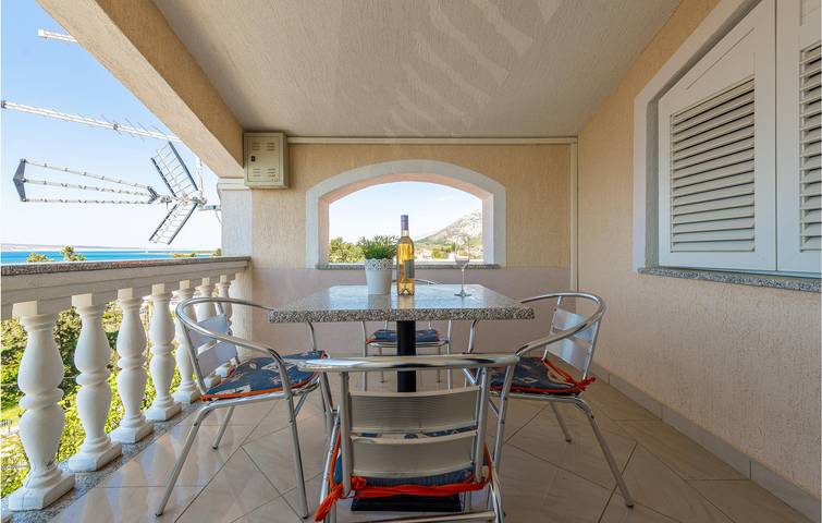 Ferienwohnung für 4 Personen, mit Terrasse in Starigrad - 2