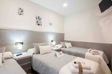 Casa Rural para 9 Personas en Navaluenga, Valle del Alberche, Foto 2