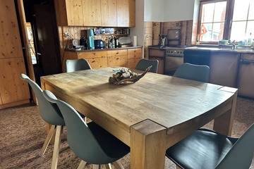 Lodge for 4 Guests in Davos, Grisons, Picture 4