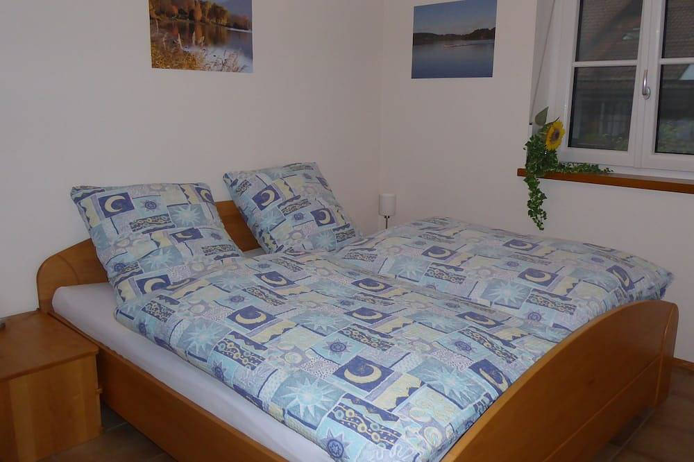Apartamento entero, Neue Ferienwohnung zw. Bad Tölz und Tegernsee bis 4 Personen in Waakirchen, Región Alpina de Tegernsee y Schliersee