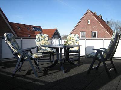 Ferienhaus für 4 Personen, mit Balkon in Neuharlingersiel - 2
