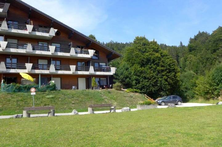 Gîte pour 5 personnes, avec balcon, animaux acceptés à Sainte-Croix