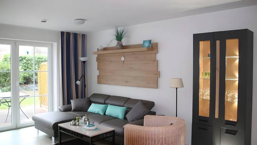 Ferienhaus für 7 Personen, mit Garten und Sauna