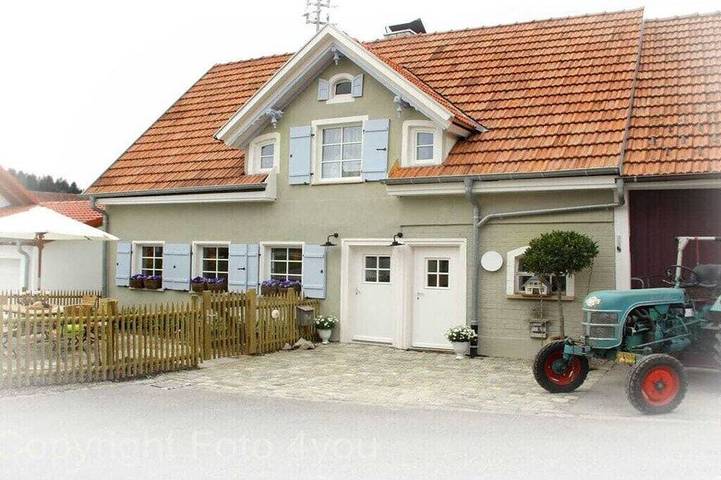 Ferienhaus für 6 Personen, mit Whirlpool und Terrasse sowie Sauna