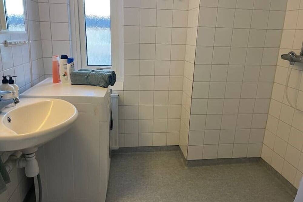 Ganze Wohnung, 3 bedroom app /2.8 km from city center in Västeras, Västmanland