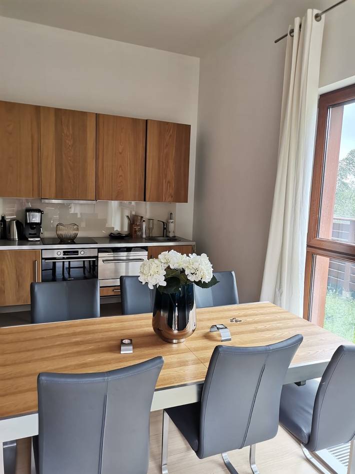 Ferienwohnung für 4 Personen, mit Terrasse und Garten in Dziwnówek